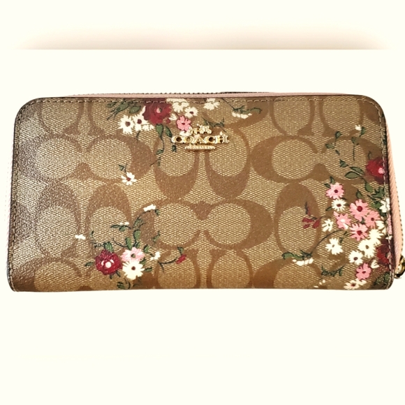 Coach F29931 Brown Floral Women's Wallet NWOT - Picture 1 of 14